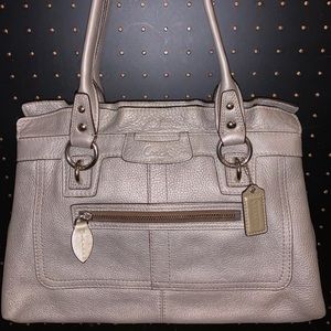 COACH METALLIC SILVER SHOULDER HANDBAG